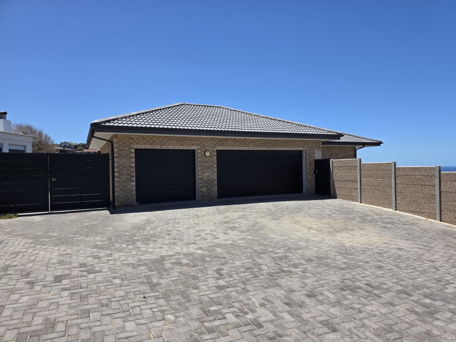 6 Bedroom Property for Sale in Dana Bay Western Cape